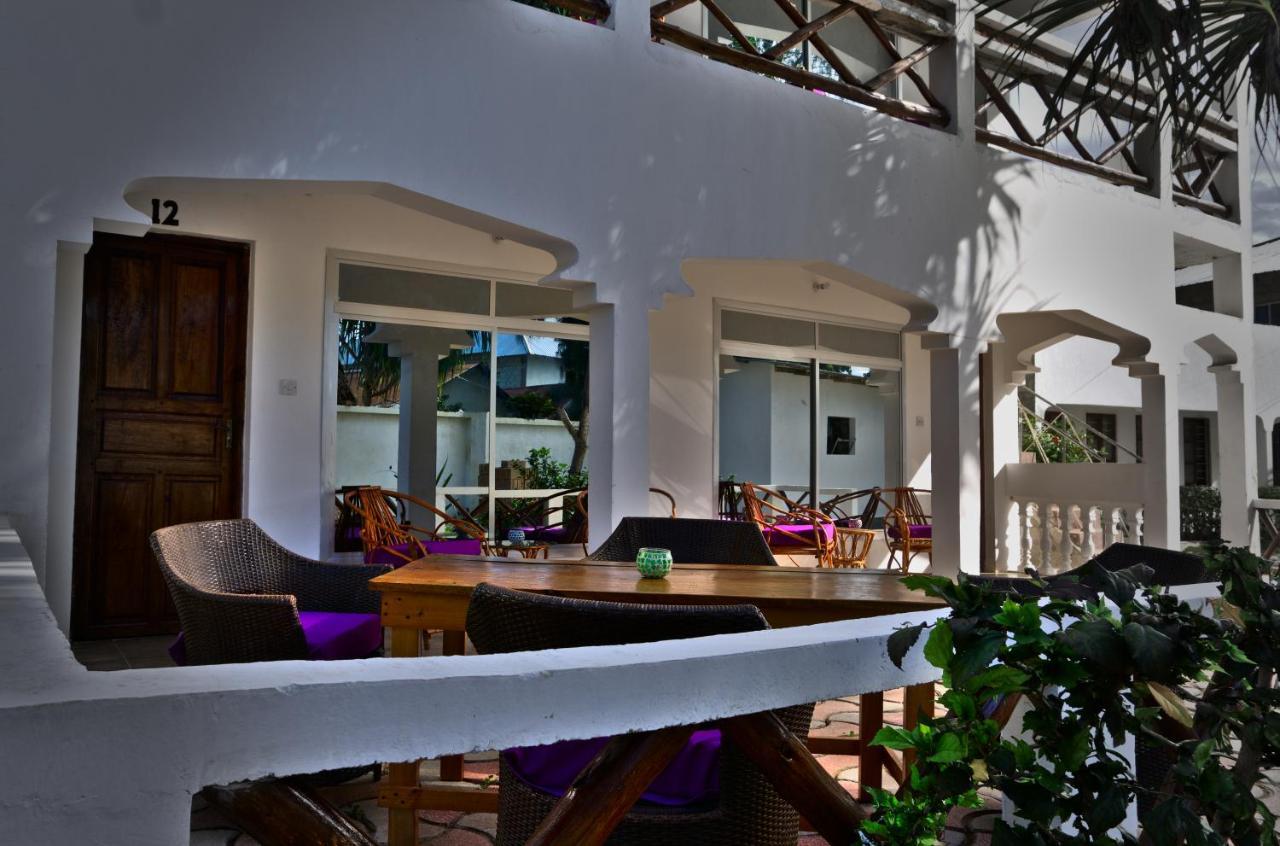 Cocolala Beach House Nungwi Luaran gambar